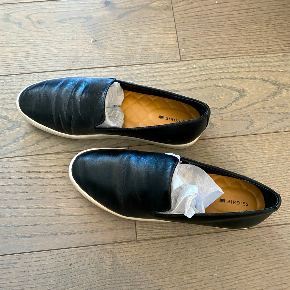 Birdies- Swift slip-on sneaker in black leather.